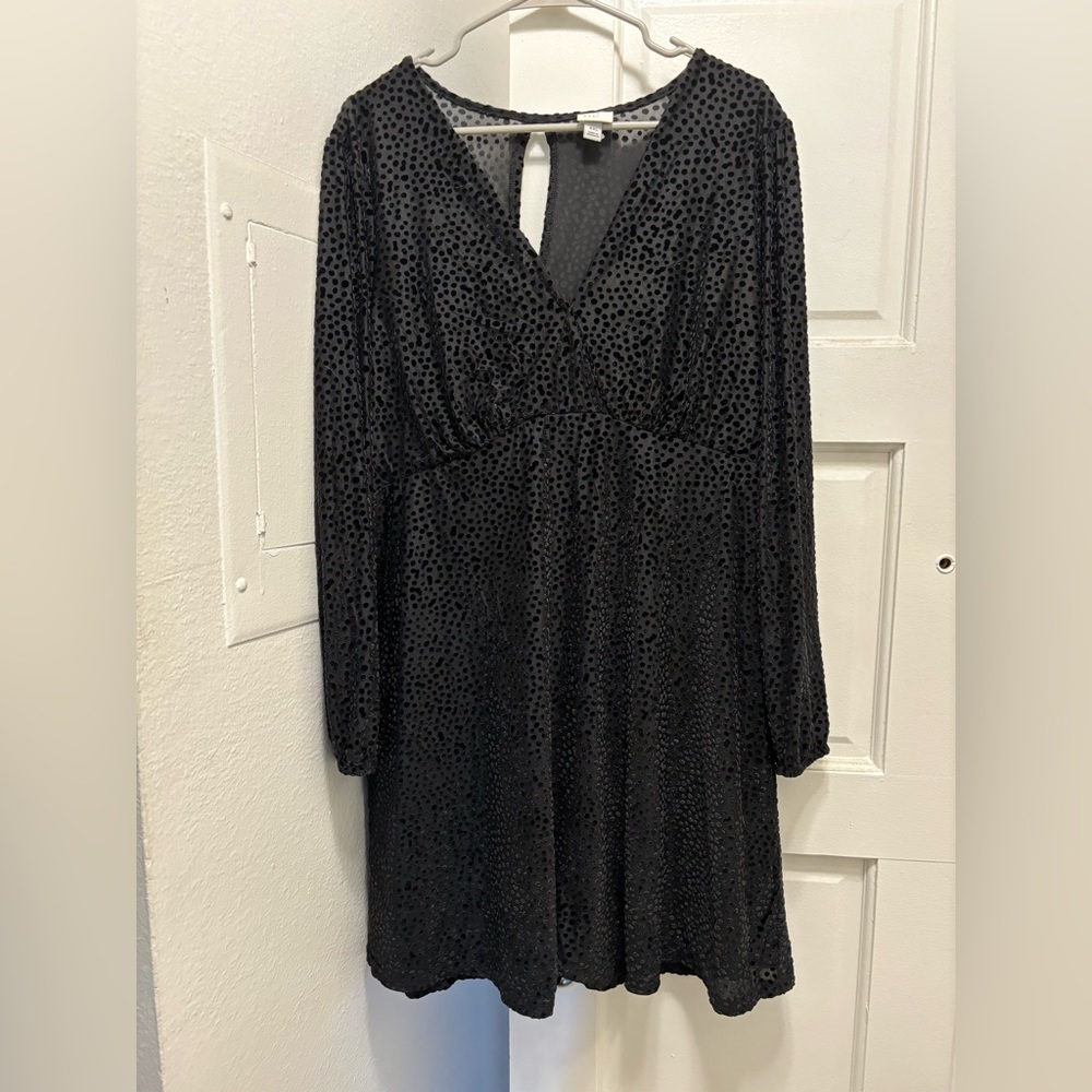 A New Day black dress XXL velvety dots print